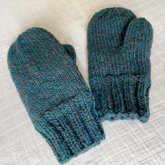 Handmade 🇨🇦 Hand Knit Wool Mittens with Fleece Lining - Picture 1 of 4